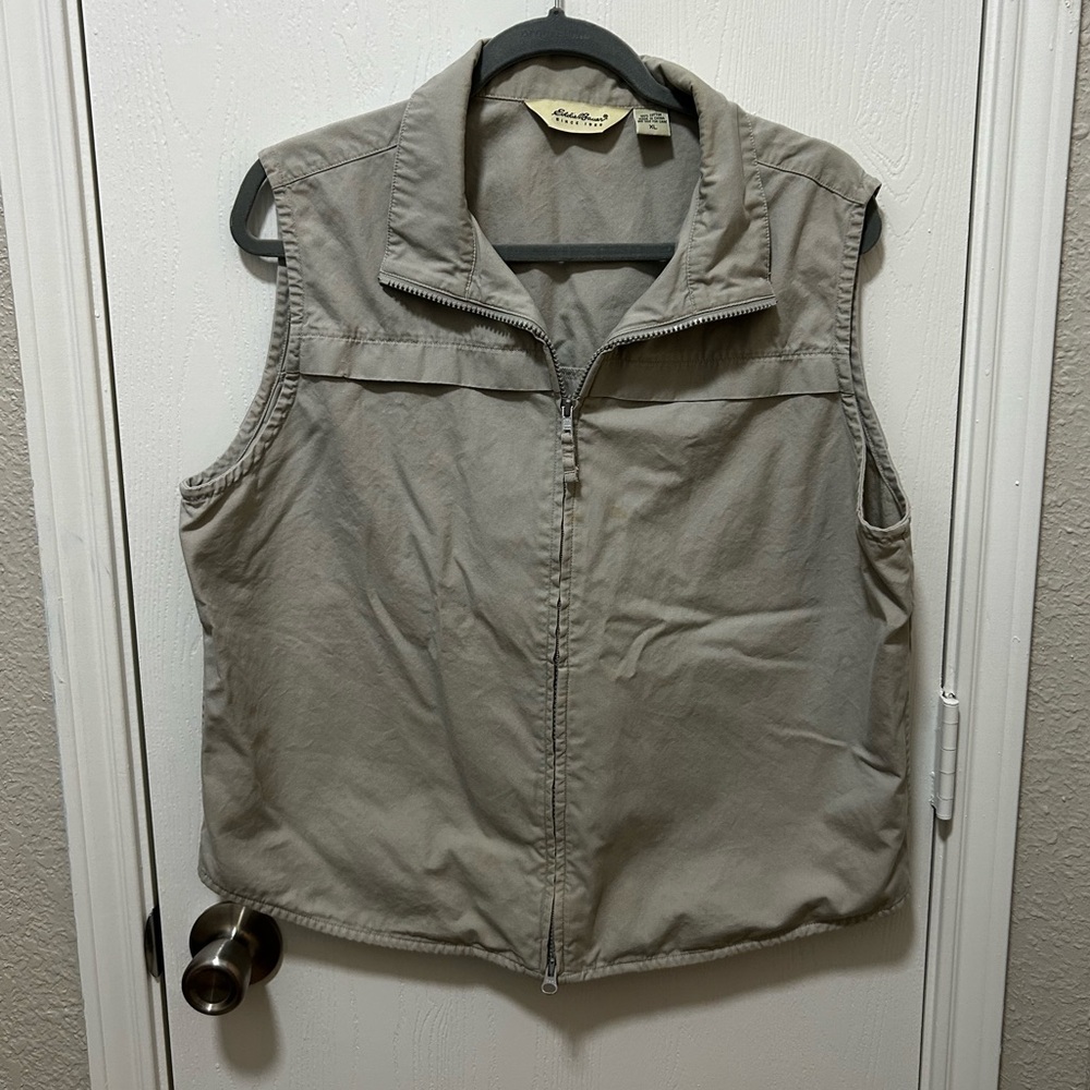 Eddie Bauer men’s zip up outdoor vest size xl